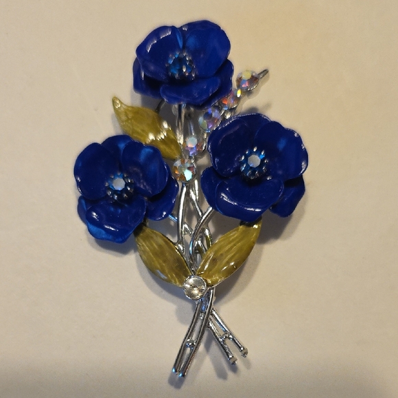 Coro Jewelry - Vintage CORO Blue Enamel Flowers With Green Enamel and Aurora Boreali Rhineztone